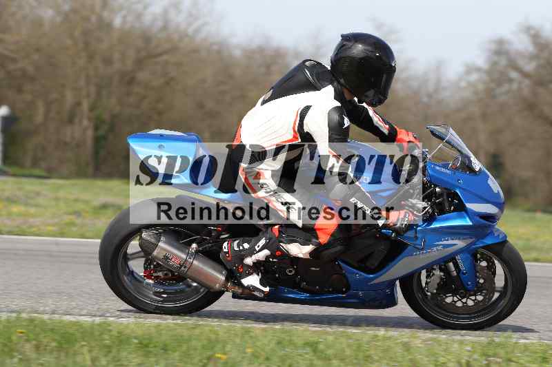 /Archiv-2023/06 10.04.2023 Moto Club Anneau du Rhin/Blanc-Novice/4